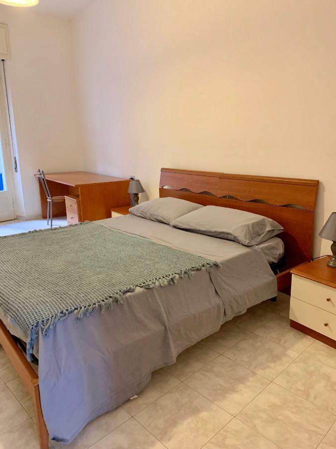Il Corso Hotel Каляри Екстериор снимка