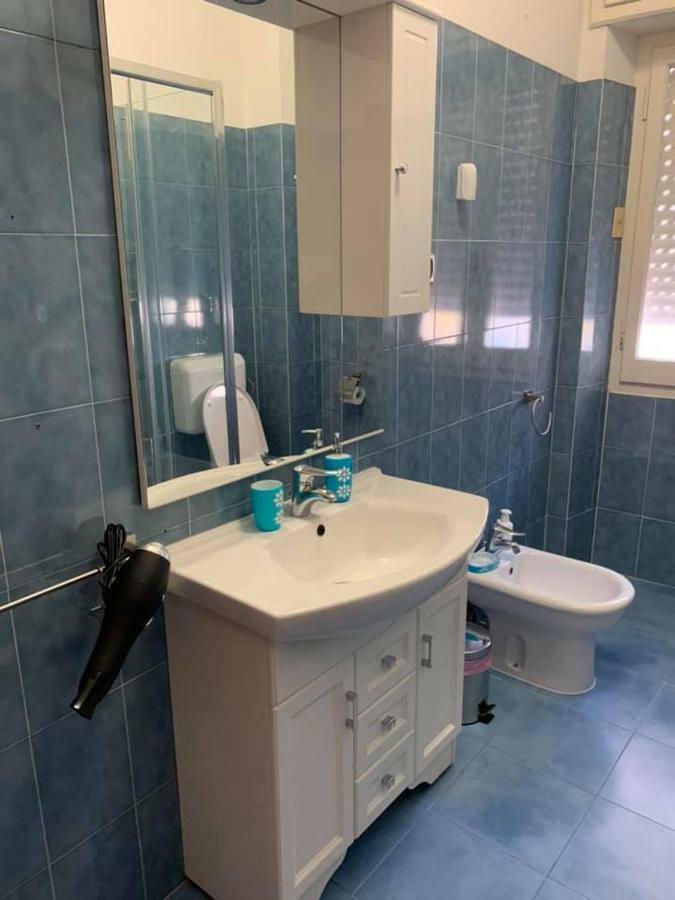 Il Corso Hotel Каляри Екстериор снимка